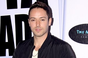 Who is Pee Wee, the singer who is rumored to have married his manager?