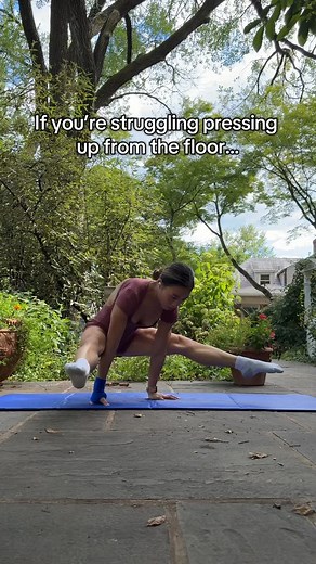 Cara Kuykens on Instagram: "Stalder press handstand drills. Some days are just better handstand days than others, but these drills help me have some consistency even on the days that feel off #calisthenics #fyp #gymnastics #presshandstand #strength #stalderpress #workout #drills #exercise #tips #straddle #pose"