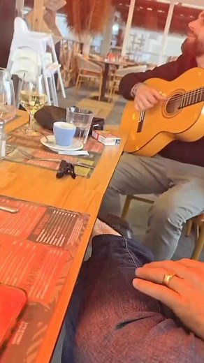 👏🎶 “Bamboléo” - Song by Gipsy King ▪️ @romaric_gipsy #Flamenco #Flamenco24h #Flamenco24horas | Flamenco24h