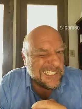 Hank Schrader tells you about his favorite anime girls and calls you a sussy baka