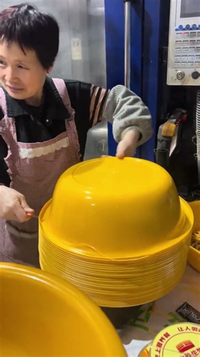 Amazing Plastic Bucket Production Process | Satisfying Factory Work