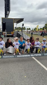The new generation rides alongside @rousse_marion 👶 #watchthefemmes #tdff2025 @gozwift | Le Tour de France Femmes avec Zwift
