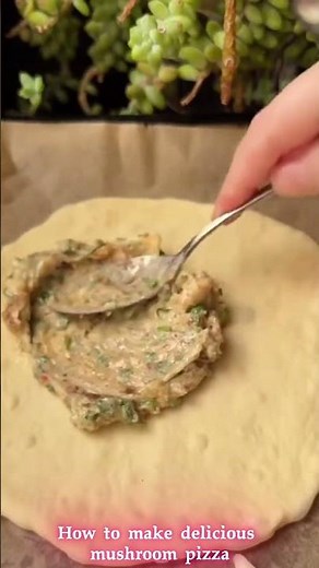 How to make delicious mushroom pizza