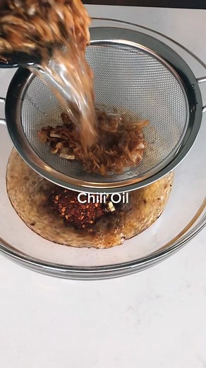 Zaynab Chili Oil: Spicing Up Your Favorite Recipes