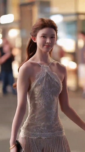 Trendy Street Fashion for Girls: Outfit Ideas