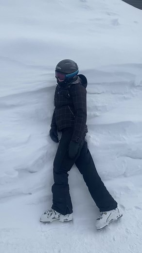 ski expert #snowsports #skiing #snowboarder #skicolorado #freeski #freeskiing #skiresort #ski #skiingislife #powder #skiingisfun #skiingday #powderskiing #skilife #powderday #skiseason #adventure #skiingisawesome #wintersport #winterwonderland