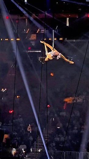 Ringling Aerialist Spins in Full Splits 🎪
