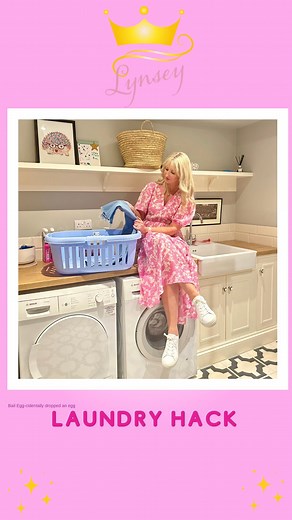 Lynsey Queen Of Clean on Instagram: "DO YOU FOLLOW this simple rule when loading your front-loading washing machine? When you overload your washing machine you run the risk of not getting the water 💧 fully through which can result in your clothes 👚not being washed probably, stains not being removed, and product residue being left on your clothing. I hope you find this tip useful 😊 Follow along for more tips and tricks 🧽 #cleaningtips #homehacks #laundrytips #laundrycare #laundryadvice #washi