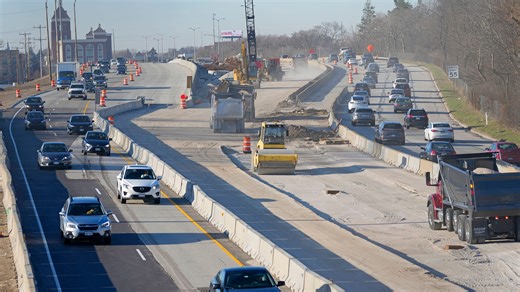 Stretch of southbound I-43 to close Nov. 14 as the freeway's construction continues