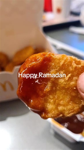 Celebrating Ramadan with Hannah and Haneen Marwah