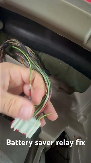 FIX: 02-04 Ford F250/350 Battery saver relay cheap fix #ford #powerstroke #diy