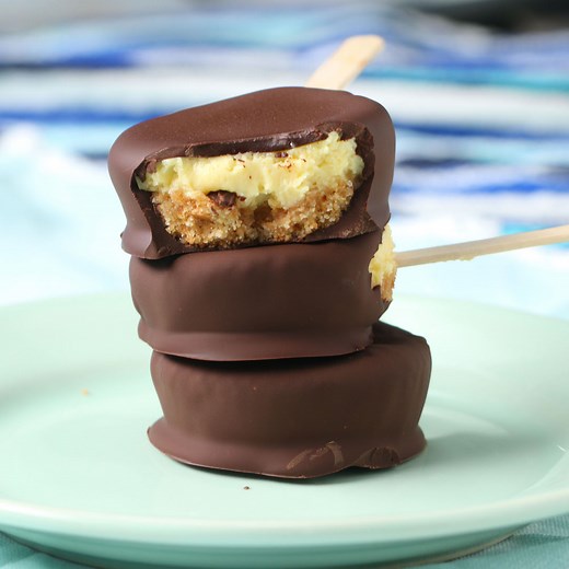 Key Lime Pie Pops are perfect for the Summer! 🤩 Shop the recipe! https://tasty.co/recipe/key-lime-pie-pop | Tasty