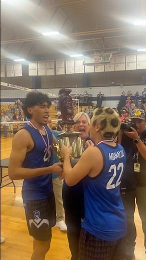 🏆 Moanalua became the first non-ILH team in boys volleyball to raise the koa trophy since 1979.