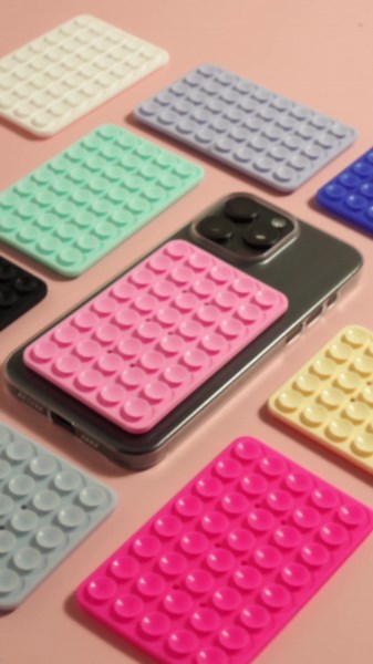 แผ่นซิลิโคนแปะมือถือ 📱🎀 ไอเทมสุดฮิตใหม่ล่าสุด ! 🔥💖‼️ #แผ่นซิลิโคนแปะมือถือ #ที่แปะโทรศัพท์ #ตัวดูด #แผ่นยาง #เคสน่ารัก #ของดีบอกต่อ #ของน่ารักๆ #เคสไอโฟน #cuffcase #fypシ #เซลฟี่