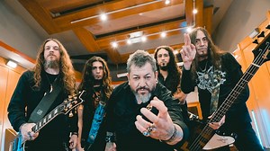 Horcas trae heavy metal con su “inevitable mensaje de rebeldía”