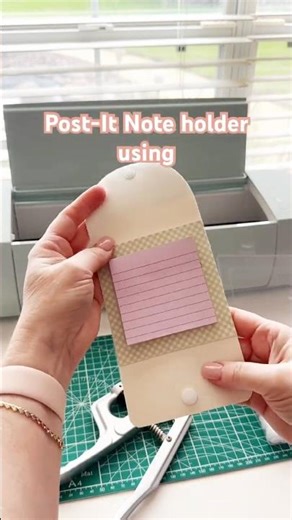 Day 16 of making a new faux leather Cricut craft for 31 days - today it’s a Post-it Note holder. 🍉
