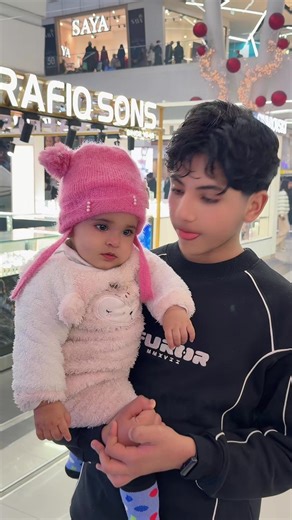 Exploring the Art of Azan Mehar in Pakistani TikTok