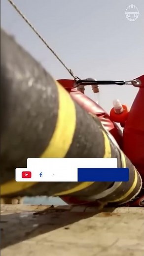 How does the Internet work? The secret under the sea: Submarine cables