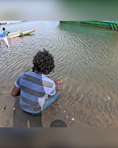 3.8M views · 11K reactions | Man Sitting by River Mouth Catches Mullet Fish Using Bottle Trap and Maida Bait | Traditional Fishing #MulletFish #BottleTrapFishing #MaidaBait #RiverFishing #MenFishing | Kadal Raasa Fishing | Facebook