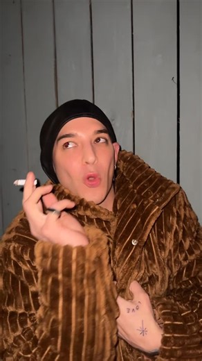 Violet Chachki on Instagram: "S T A U N C H"