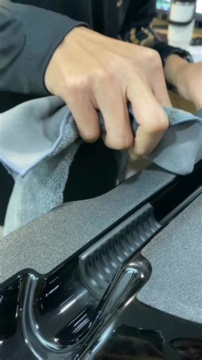 Protect your Harley from scratches with premium under bag stickers. Extra thick, tough, and seamlessly blends with the surface. #WinDesign #harleydavidson #roadglide #harleydavidsonmotorcycles #harleyroadglide | Win Design