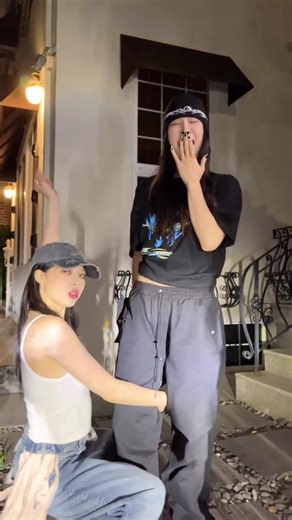 HyunA World Music on Instagram: "[27.10.2025]: 🔥🔥HYUNA Y MIRANNI "CANDY" DANCE CHALLENGE🔥🔥 @hyunah_aa @mirannnnnnni @at____area @bigbadboii #HyunA #현아 #HyunaQueen #kpop #QueenHyuna #atarea #hyunaworldmusic #news #fypage #fypp #fypreels #fypシ❤️💞❤️ #fypageシ #fy #miranni #fypppppppppppppppppppppppppppppppppppppppppppppppppppppppppppppppppppppp"