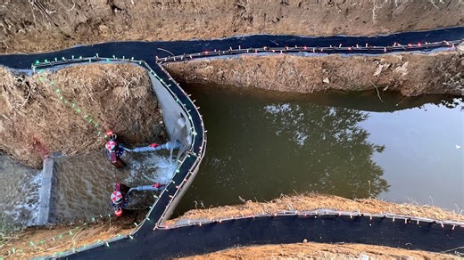 Construction of mini hydropower with two units