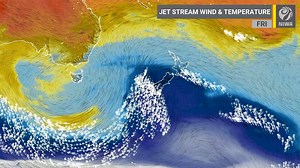 It's backkkkk! 🐧 ~ the return of the polar jet stream! 📉 The polar jet stream is making one more visit this month, bringing an Antarctic air mass into the South Island later Thursday and North Island on Friday. The rest of the animation shows how the polar jet isn't expected to return in early April, seeing temperatures turn warmer 📈 For details on how cold it'll be in your region, check out: https://weather.niwa.co.nz >Ben | NIWA Weather