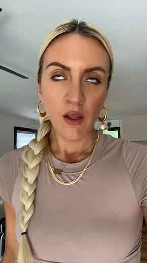 How did I not know this existedcarrying the @colorreader in my purse from here on out. Code ‘BAE’ saves you $10#paint #colorreader #painting #pickingpaintcolors | Mandtory Fun Day