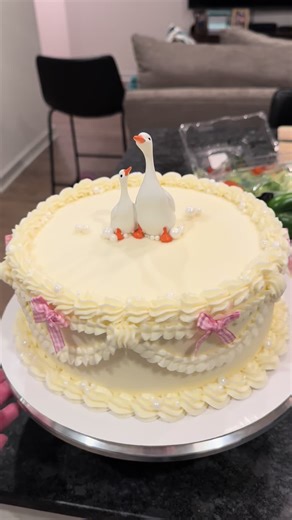 Beautiful Baby Shower Cake Creation