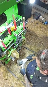 We're taking a look back at the incredible day we spent with Graeme Parker, AKA The Hoof GP, and his team! In this video, we cover the highlights of the visit, focusing on the critical work that was done: The Challenge: See how we successfully managed our large cattle, including those robust Highland Cattle, in the crush for trimming. The Technique: Get a fascinating glimpse into Graeme’s thought process and the expert techniques he uses to assess and trim feet—it’s always a masterclass! A Big T