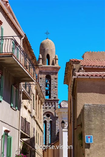 Speloncato magnifique village de Balagne en corse #village #corse #rue