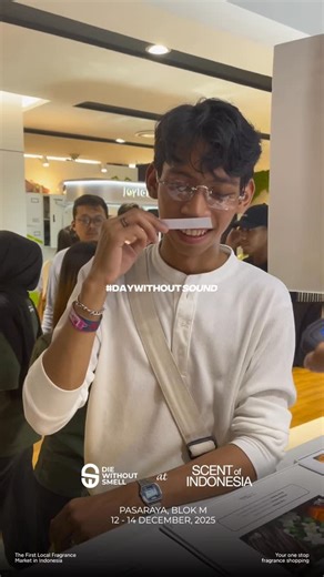 Die Without Smell on Instagram: "Yang masih belum berkesempatan sniff langsung di event kemarin, semoga jawaban mereka bisa sedikit menggambarkan pertanyaan kalian sebelum Checkout via e-commerce ya hehe🙌🏻 #diewithoutsmell #yourscentyouridentity"