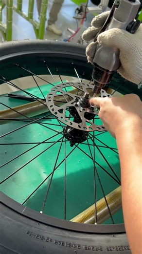Precision Engineering: The Secret Behind Our E-bike Wheel Durability 🛠️
