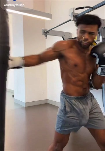 Back in the office #fyp #gym #boxing | gym