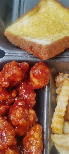 Zaxby's always good.like comment subscribe 🔔