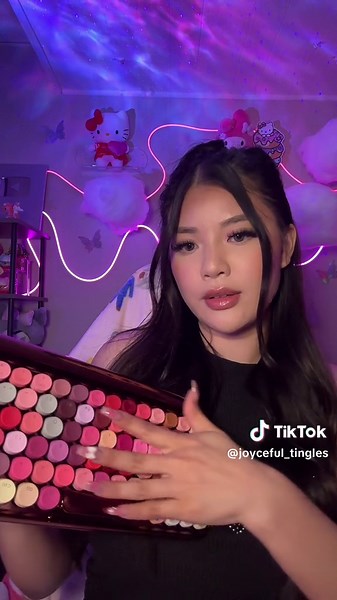 $20 Keyboard vs $100 Keyboard | ASMR Typing Comparison