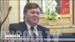 O PRESIDENTE DA REPÚBLICA, JOSÉ EDUARDO DOS SANTOS; está em Barcelona para uma visita oficial acompanhado pela sua esposa 1ª dama da República Ana Paula dos Santos, fontes próxima revelam ok levou dos Santos a Barcelona é sua estado de saúde que está muito critico. PARTILHA ! AngoNotícias | AngoNotícias