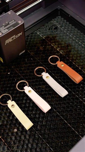 Perfect alignment, batch engraving, leather keychains done fast&clean with our #crealityfalcona1pro！