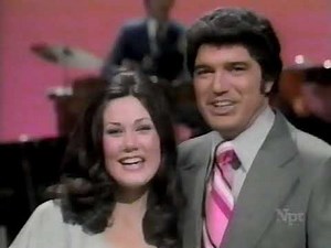 Guy Hovis & Ralna English with An Old Fashioned Love Song (1974)