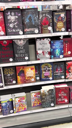 Target selection!!! #booktok #fyp #fypシ #targetbooks #bookish | target books