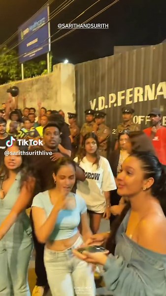 Sarith Surith Live Performance in Colombo, Sri Lanka