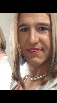 Crossdresser Kirsten. Monday morning.