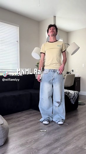 Exploring MNML Rave Jeans: A Fashion Review