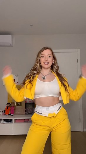 POLI | Polina Dubkova 💃🏼 on Instagram: "Вспомним тренды 2020 🤪"