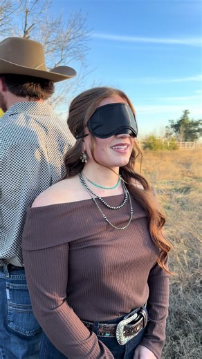 Ashley Connor | Stranger Session 🍫🌙🔥✨ #strangerphotoshoot #viral #strangersession #oklahomaphotographer