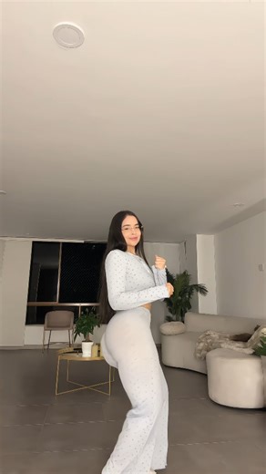 Red Chilli on Instagram: "Trending tiktok dance 🌶️ #dance #dancechallenge"