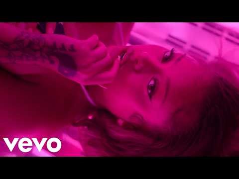 Latto - Money On My Mind ft. Cardi B [Music Video]