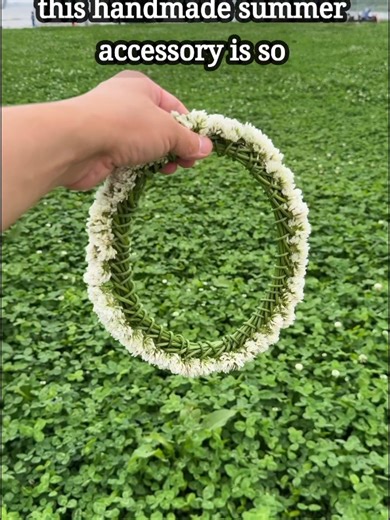 DIY Flower Crown: Easy Tutorial