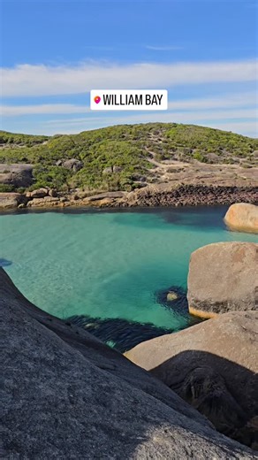 William Bay is the kind of place that makes you stop in your tracks. 😍Ancient granite boulders rise from turquoise water like sleeping giants and the sheltered coves glow in soft shades of jade and blue. Elephant Rocks and Greens Pool are some of the most photographed places on the South Coast for good reason. They do not just look beautiful, they feel beautiful.🫶 Wandering between the rounded granite formations, dipping your toes in the calm clear shallows and soaking in the peaceful silence 